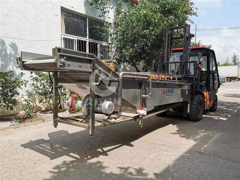 聊城市莘縣噴淋氣泡清洗機發(fā)貨