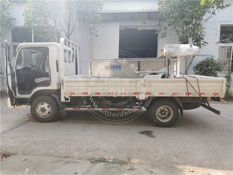 小型氣泡清洗機發(fā)貨